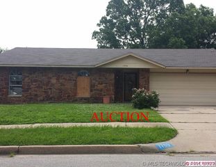 1750 S  Pine Pl, Broken Arrow, OK 74012