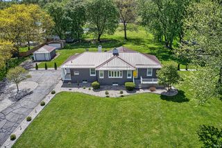 523 W  16th St, Mishawaka, IN 46544