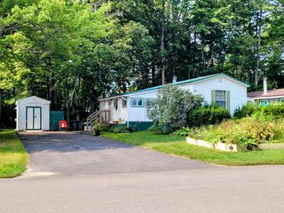106 Birch Hill Estates, Bangor, ME 04401
