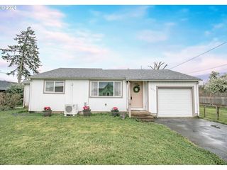 1977 15th St, Springfield, OR 97477