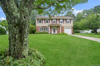 28 Block Boulevard, Port Jefferson Station, NY 11776