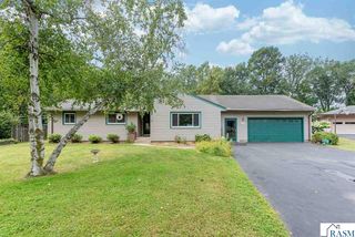 237 W  Skyline Ct, Skyline, MN 56001