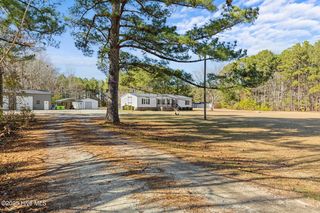 200 Twin Oak Road, Maysville, NC 28555