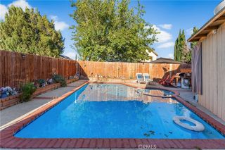 37704 49th St E, Palmdale, CA 93552