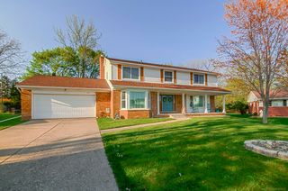 441 Graff Ct, Grand Blanc, MI 48439