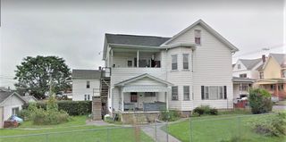 228 3rd Ave #2F, Altoona, PA 16602