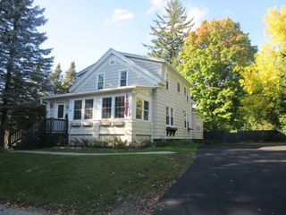 18 Chapel St, Canton, NY 13617