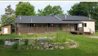 42 Opal Ln, North Branch, MI 48461