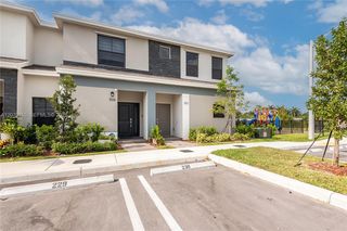 302 NE 1st Dr #302, Homestead, FL 33034