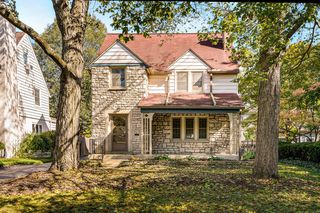 96 N  Cassingham Rd, Columbus, OH 43209