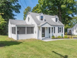 15 Hasbrouck Drive, Poughkeepsie, NY 12603