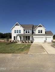 270 Juniper Branch Trl, Four Oaks, NC 27524