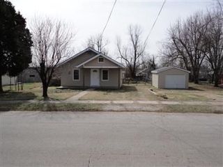 1420 W  Tampa St, Springfield, MO 65802