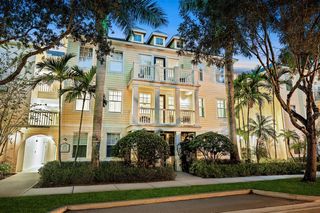 225 Murcia Drive #201, Jupiter, FL 33458