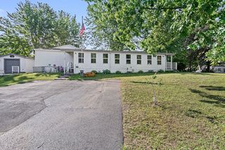 40 Old Hickory Dr, Saratoga Springs, NY 12866