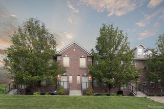 17055 E  14 Mile Rd, Fraser, MI 48026