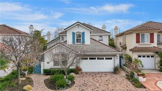 18572 Garnet Ln, Huntington Beach, CA 92648