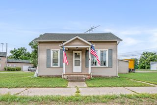 1103 N  State St, Big Rapids, MI 49307