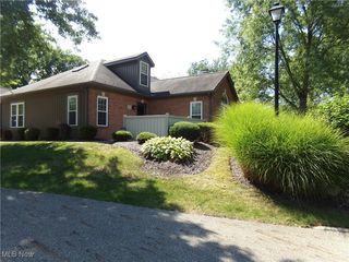 3692 Barrington Pl NW, Canton, OH 44708