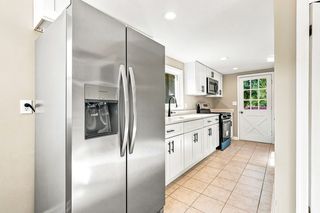 208 Hartford Rd #A, Mount Laurel, NJ 08054
