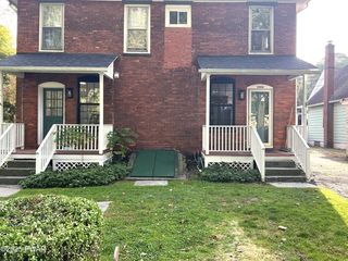 308 Bishop Ave #B, Hawley, PA 18428