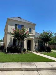 100 Oak Aly, Mandeville, LA 70471