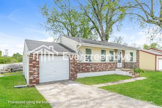 1190 Patterson Rd, Florissant, MO 63031
