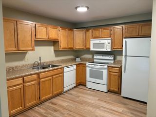 9445 Chalkstone Crse, Brewerton, NY 13029