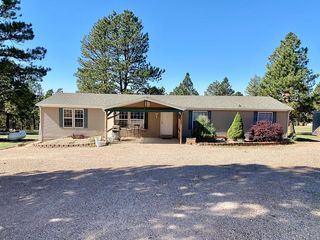 55 Kanode Rd, Moorcroft, WY 82721
