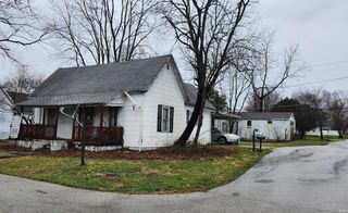 8049 E  Clark St, Dugger, IN 47848