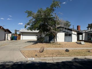 230 Peg St, Ridgecrest, CA 93555