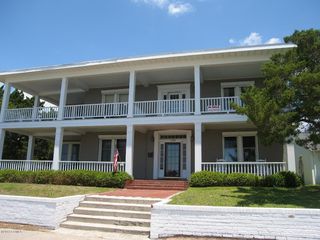 1105 D Front Street, Beaufort, NC 28516
