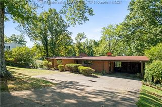 1507 Bedford Rd, Charleston, WV 25314