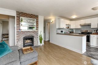 1020 S 230th Street #107, Des Moines, WA 98198