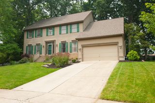 680 Brook Run Ct, Westerville, OH 43081