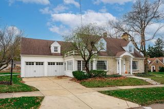 2705 Rural St, Rockford, IL 61107