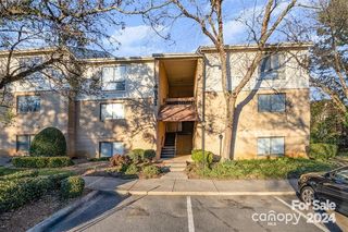 4900 Spring Lake Dr #F, Charlotte, NC 28212