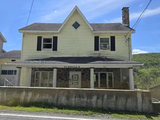 810 Rockville Rd, South Fork, PA 15956