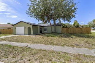 12036 Country Cove Ave, Hudson, FL 34669