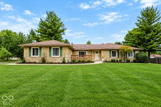906 S  Haven Rd, Greenwood, IN 46143