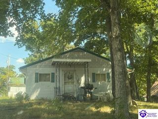 549 Pine Ridge Ln, Hardinsburg, KY 40143