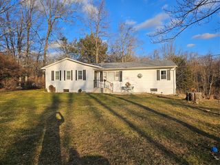 17 Frontier Drive, Shawangunk, NY 12566