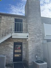 10821 Braes Bend Dr, Houston, TX 77071
