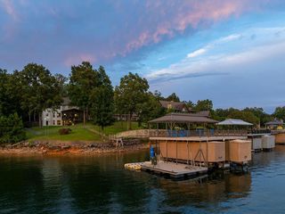 363 W  Pointe Dr, Arley, AL 35541