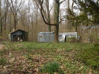 Pymatuning Dr, Williamsfield, OH 44093