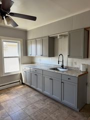 25-27 Clover St #2, Ansonia, CT 06401