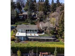 7312 S  Fulton Park Blvd, Portland, OR 97219