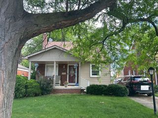 13356 Netherwood St, Southgate, MI 48195