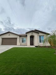 1603 Levin St, Bakersfield, CA 93307