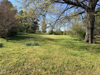 1 Woody Ln, Jonesboro, AR 72401